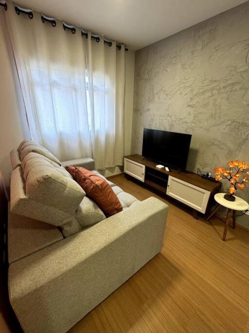 Condominio Solar Di Lucca Lindo Apartamento Com Ar Condicionado E Proximo A Uel Londrina Kültér fotó